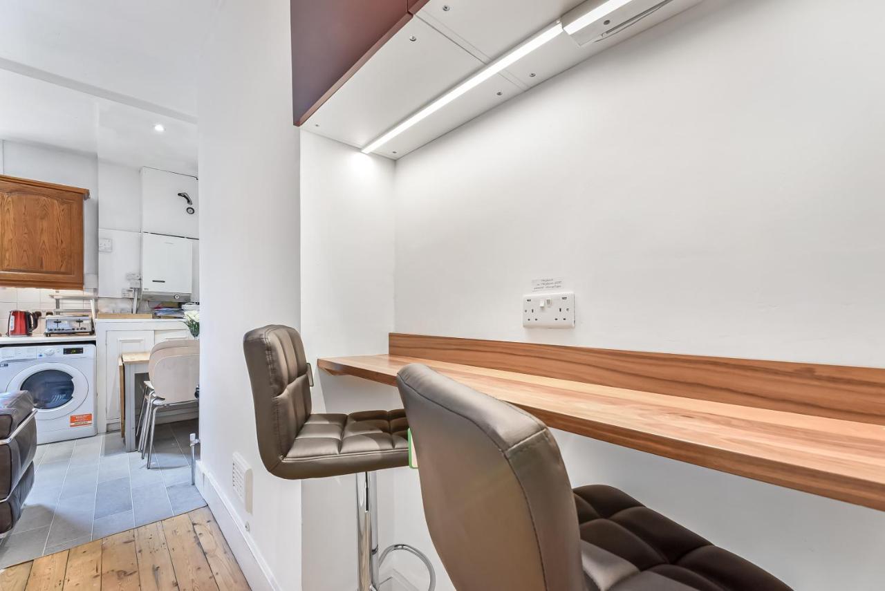 Groves 4 Bedroom, Shepherds Bush London Exterior photo